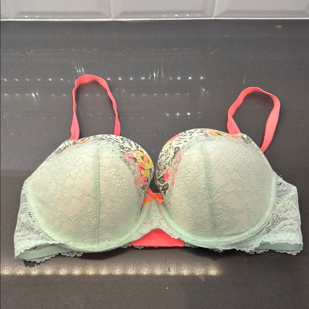 Victoria Secret Floral Lace Underwire Bra Mint Green and Coral 36D